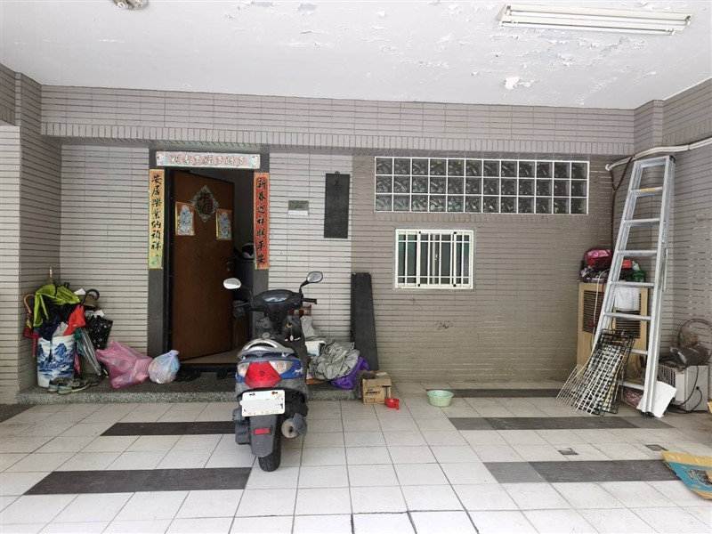 建工近高應大商圈低總價大面寬雙車墅